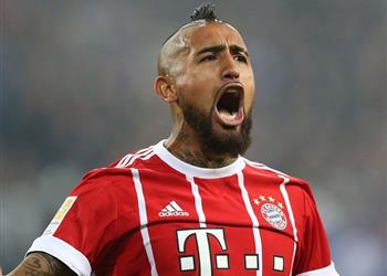 تقارير تكشف موعد انضمام فيدال الرسمي لبرشلونة