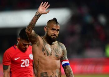 فيدال يصل برشلونة اليوم