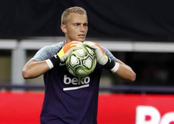 سيليسين يزيد الغموض حول مستقبله وفالفيردي يرد