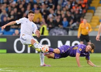 بعد أوزيل مهاجم ألمانيا يعلن اعتزاله دولي ا