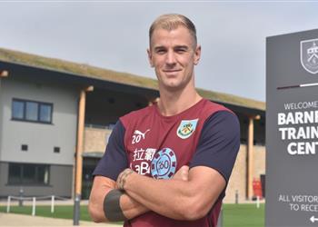 رسمي ا بيرنلي يضم جو هارت