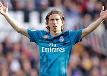 تقارير وكلاء مودريتش يثيرون غضب إدارة ريال مدريد