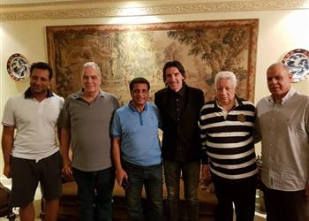 جلسة تعارف بين نيبوشا والجهاز المعاون في الزمالك