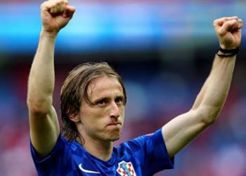 صورة ريال مدريد ي لمح لبقاء مورديتش