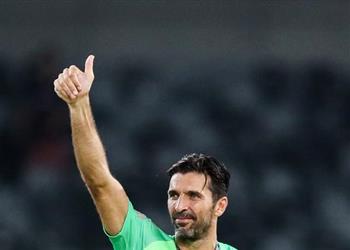 بوفون عن نجم سان جيرمان سيصبح مثل مارادونا وورنالدو