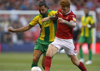 أحمد حجازي يشارك في تعادل صعب أمام نوتنجهام