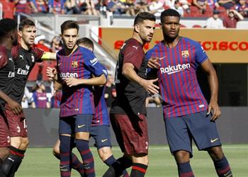 نيوكاسل يقترب من ضم مدافع برشلونة