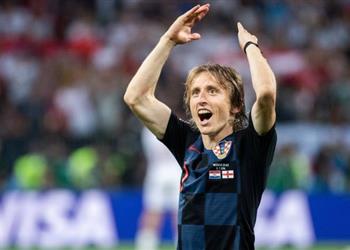 ريال مدريد يؤجل اجتماعه مع مودريتش