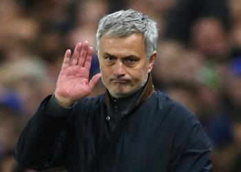 مورينيو غاضب بسبب وكيل لاعب أتلتيكو مدريد