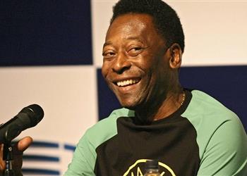 بيليه يتوقع بطل الدوري الإنجليزي