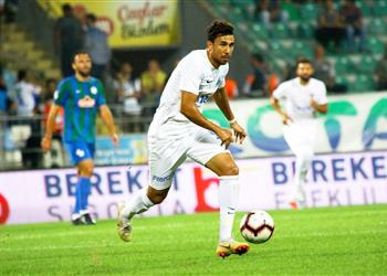 بمشاركة تريزيجيه قاسم باشا يقلب تأخره لفوز أمام ريزا سبور بالدوري التركي