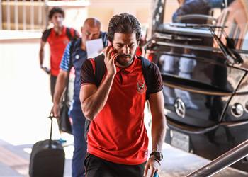 الأهلي يصل برج العرب استعداد ا لمواجهة النجمة اللبناني