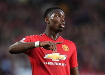 أسطورة مانشستر يونايتد يوضح موقف بوجبا من الانتقال إلى برشلونة