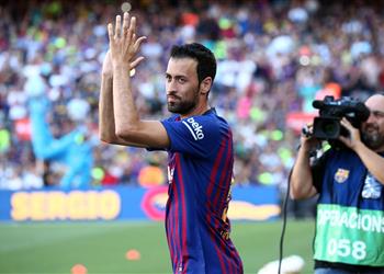 بوسكيتس جوارديولا المدرب الأفضل في العالم