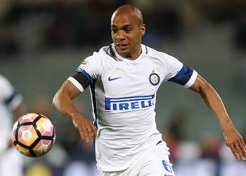 شالكه ينضم للصراع على جواو ماريو