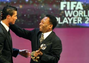 بيليه يوجه رسالة لرونالدو قبل الظهور الأول في الكالتشيو