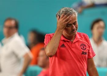 مورينيو ليفربول يحاول شراء لقب البريميرليج