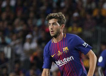 روبرتو يبرز أهمية فوز برشلونة على ألافيس
