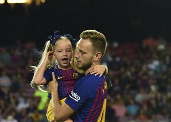 راكيتيتش يرد على الانتقادات رغم فوز برشلونة