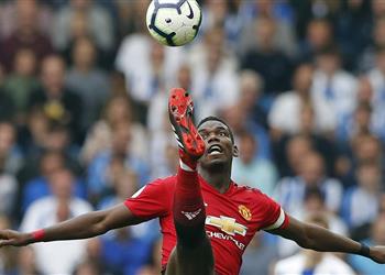 أساطير مانشستر يونايتد تهاجم وكيل بوجبا بسبب برشلونة