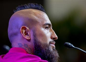 فيدال يسخر من ريال مدريد بسبب التحكيم