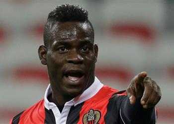 بالوتيلي يرفض عرض ا ضخم ا من الصين