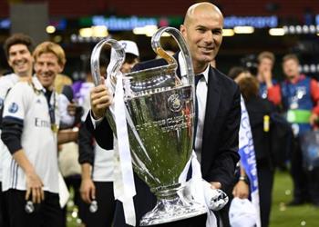 زيدان يشعل منافسة مبكرة بين يوفنتوس ومانشستر يونايتد