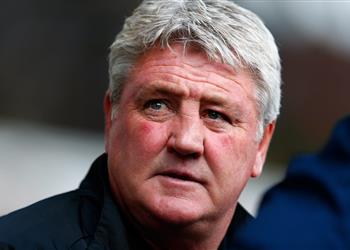 مدرب أستون فيلا يؤكد نرغب في ضم لاعب تشيلسي