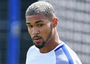 لاعب تشيلسي مطلوب في الدوري الفرنسي