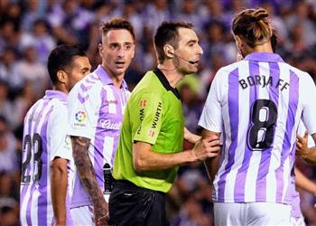 حكم مواجهة برشلونة وبلد الوليد يحسم الجدل حول أزمة الملعب