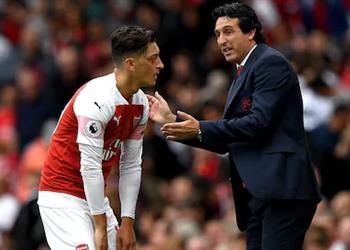 إيمري يضع شرطا لمشاركة أوزيل