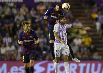 بيكيه يحذر برشلونة من دوري أبطال أوروبا