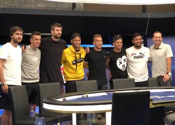 بيكيه يكشف توقعه لمستقبل نيمار ويتجنب التحدث عن صفقة برشلونة المنتظرة