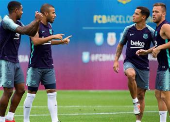 برشلونة يحدد شرطه لرحيل رافينيا