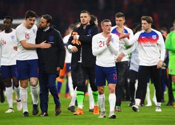 رسميا مهاجم إنجلترا يعلن اعتزاله الدولي