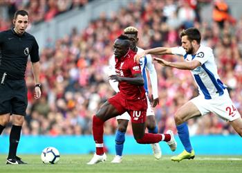 ماني يمازح محمد صلاح ويختار قدوته