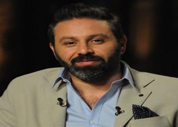 حازم إمام يتعجب من عدم انضمام لاعب المصري لقائمة المنتخب