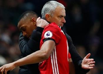 مورينيو يكشف مصير مارسيال ويوجه رسالة مميزة للاعبه