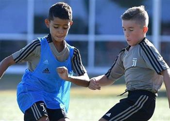 نجل رونالدو يتفوق عليه في أول مباراة له مع يوفنتوس