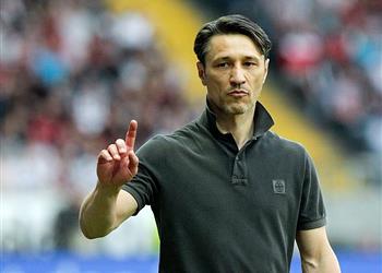 مدرب بايرن ميونيخ يدافع عن نفسه ضد الانتقادات