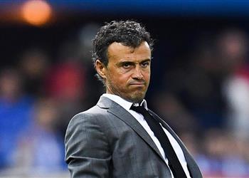 رسميا إنريكي يتلقى أولى صدماته مع منتخب إسبانيا