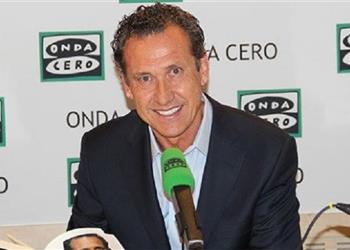 فالدانو ريال مدريد أكثر انسجام ا مع لوبيتيجي وهذا رأيي في ثنائية ماريانو وبنزيما