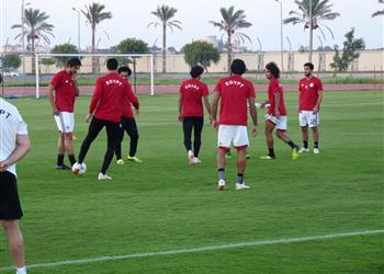 منتخب مصر كامل العدد في مرانه الثاني ببرج العرب استعدادا للنيجر