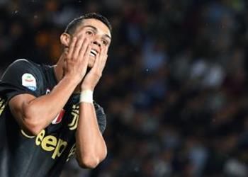 صحفي إسباني رونالدو لا يمكنه اللعب بدون كروس وبيل