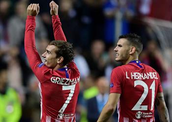 نجم أتليتكو مدريد يكشف عن مرشحه للتتويج بالكرة الذهبية