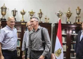 مدرب الأهلي الخطيب لا يتدخل في شؤون الفريق وسنجتمع غد ا لحسم صفقات يناير