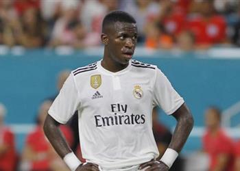 ريال مدريد يتخذ قرار ا تجاه مستقبل فينيسيوس