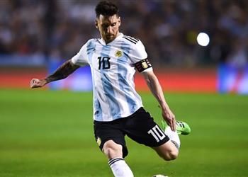 رئيس الاتحاد الأرجنتيني يفسر سبب عدم استدعاء ميسي