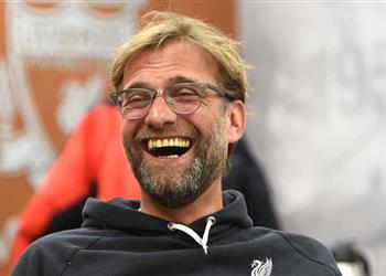 كلوب يتخذ قرار ا غريب ا في ليفربول