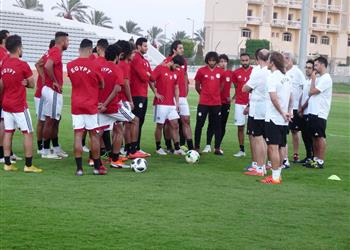 عامر حسين ومحمد صلاح يمثلان منتخب مصر في الاجتماع الفني لمباراة النيجر